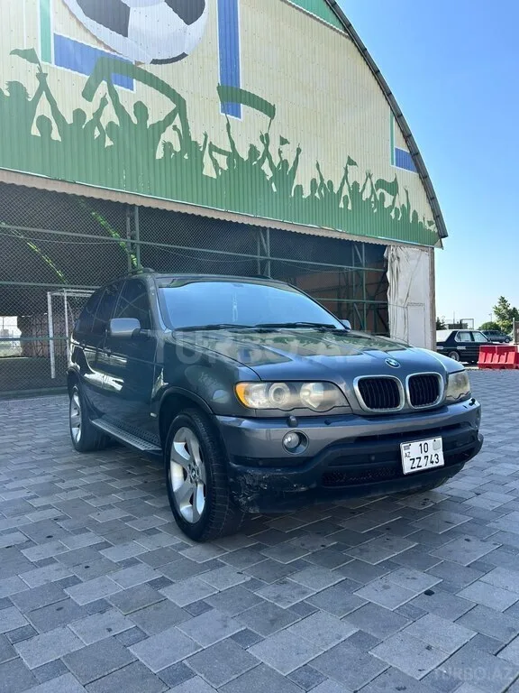 BMW X5 — foto 2/4