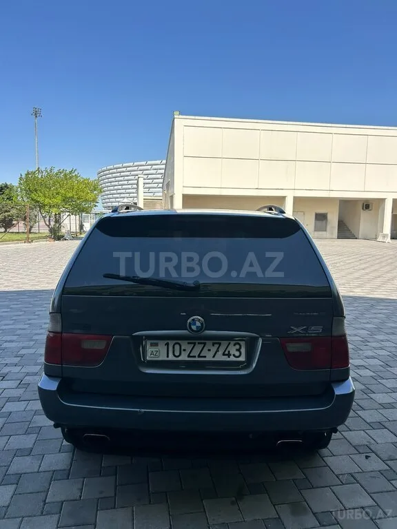 BMW X5 — foto 4/4