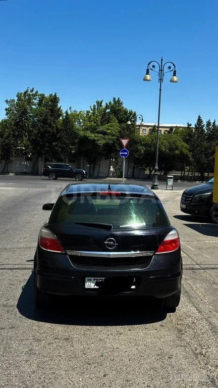 Opel Astra — foto 2/4