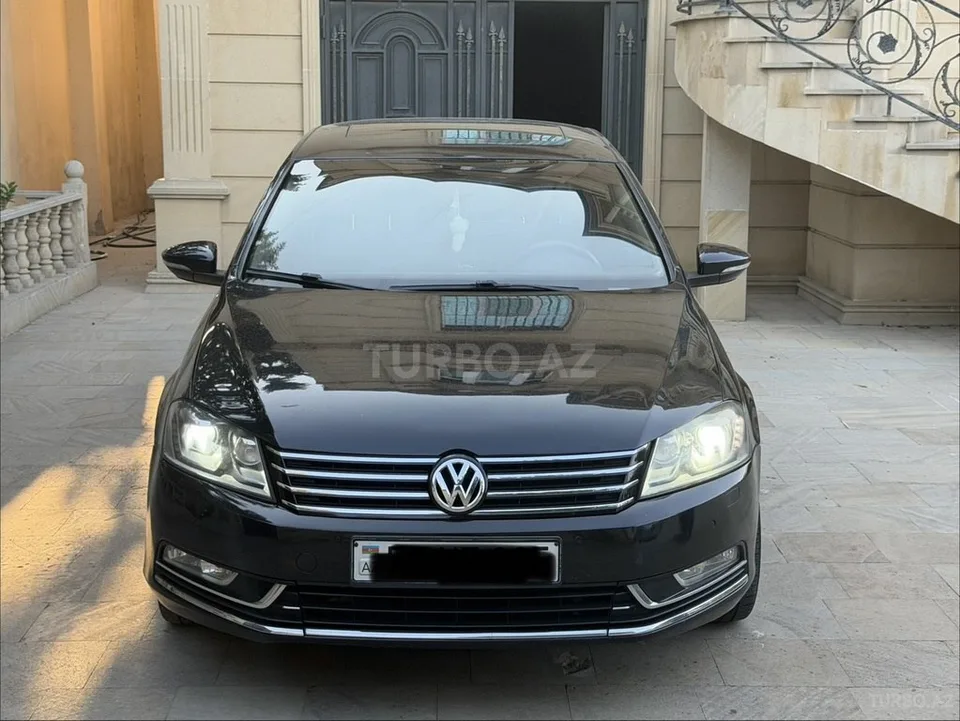 Volkswagen Passat — foto 1/4
