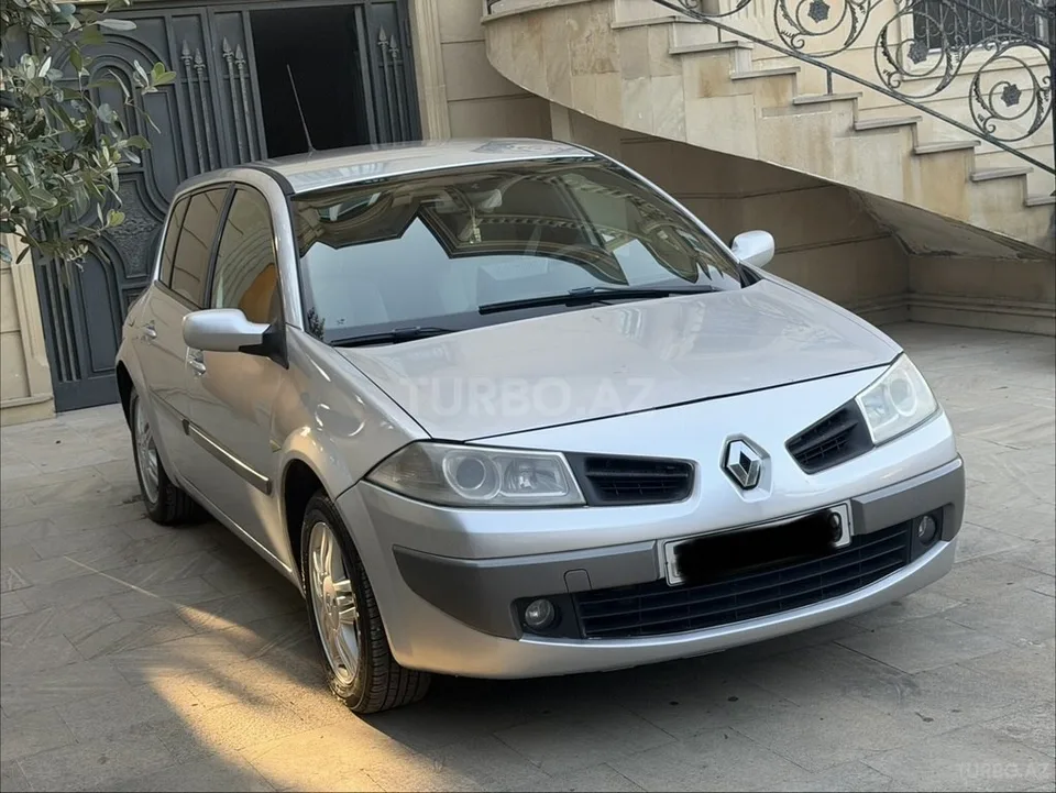 Renault Megane — foto 2/4