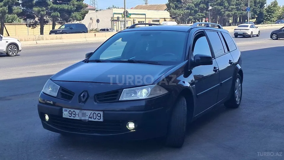 Renault Megane — foto 1/4