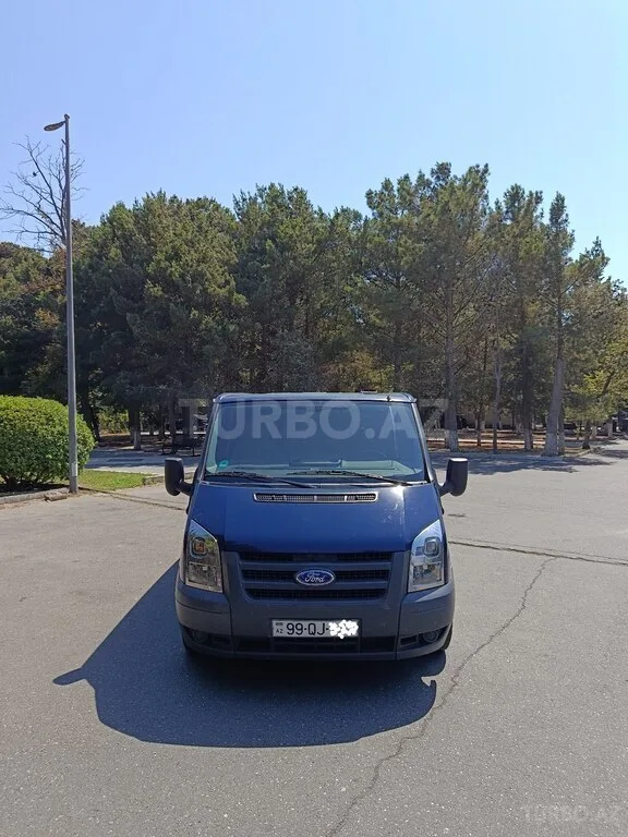 Ford Transit — foto 4/4