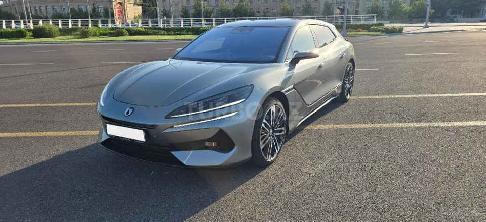Denza Z9 GT — foto 4/4