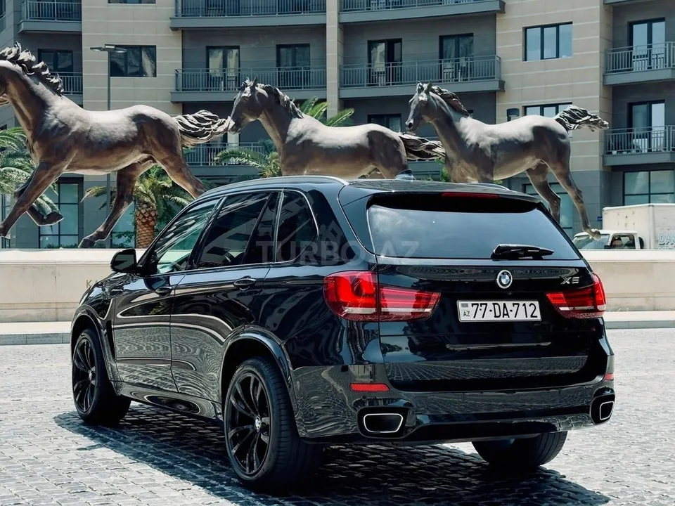 BMW X5 — foto 2/4