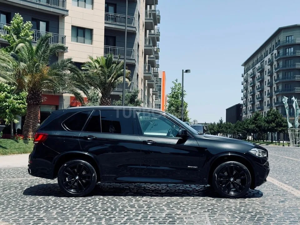 BMW X5 — foto 3/4