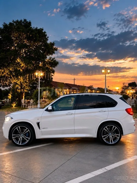 BMW X5 — foto 4/4