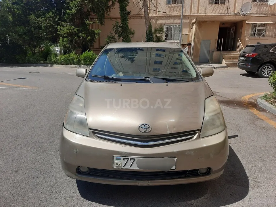 Toyota Prius — foto 2/4
