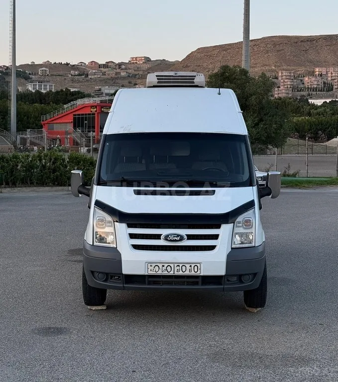 Ford Transit — foto 2/4