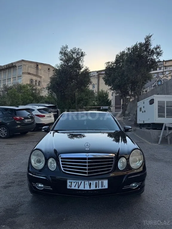 Mercedes E 280 — foto 1/4