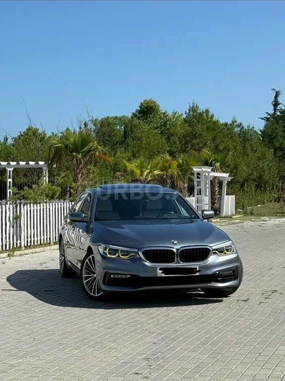 BMW 530 — foto 2/4