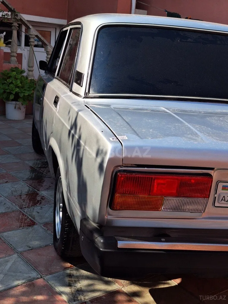 LADA (VAZ) 2107 — foto 4/4