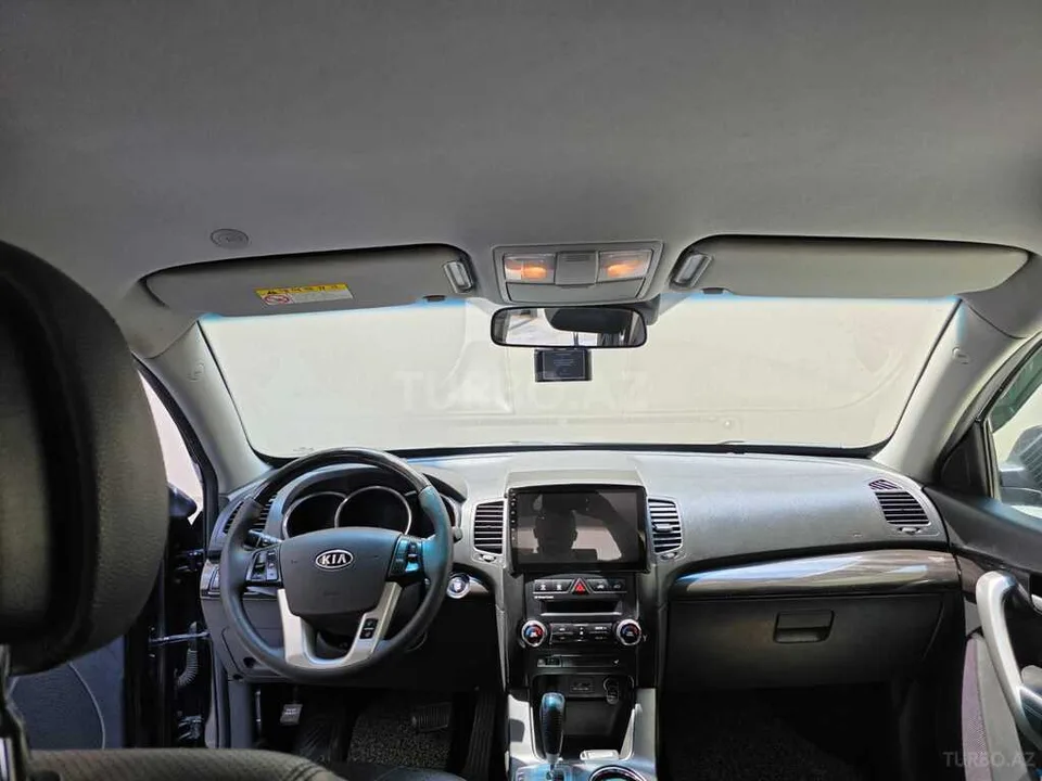 Kia Sorento — foto 4/4