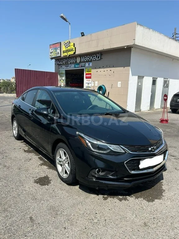 Chevrolet Cruze — фото 1/4