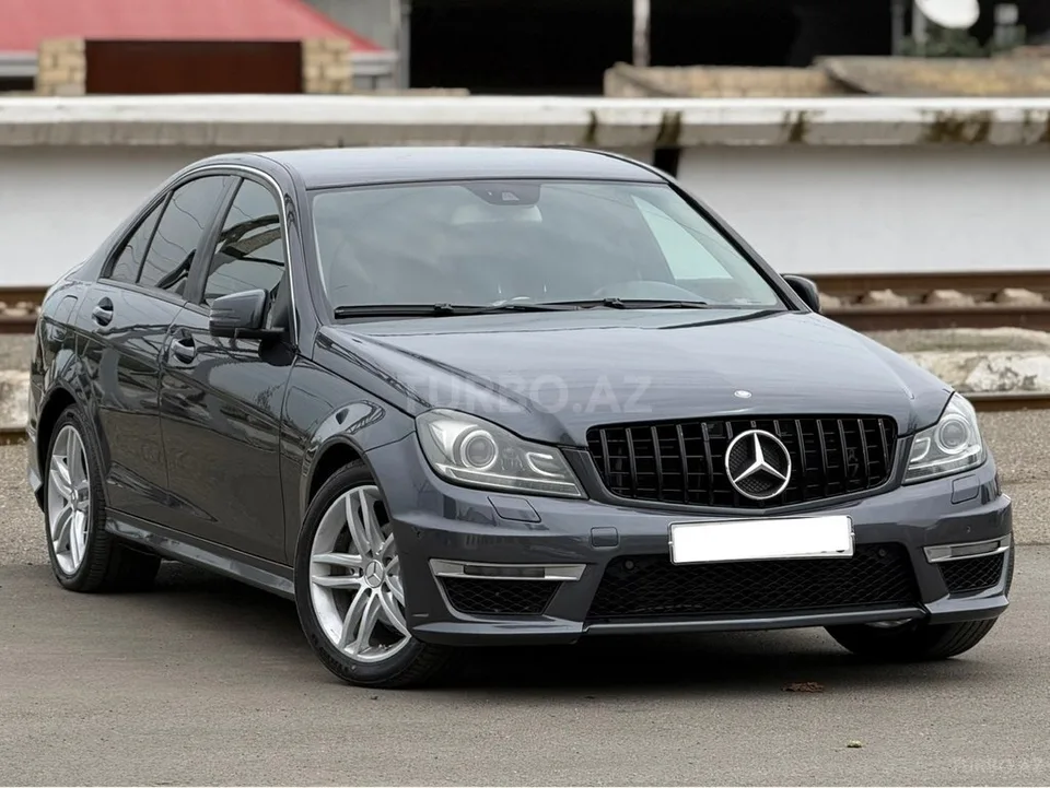 Mercedes C 250 — foto 1/4