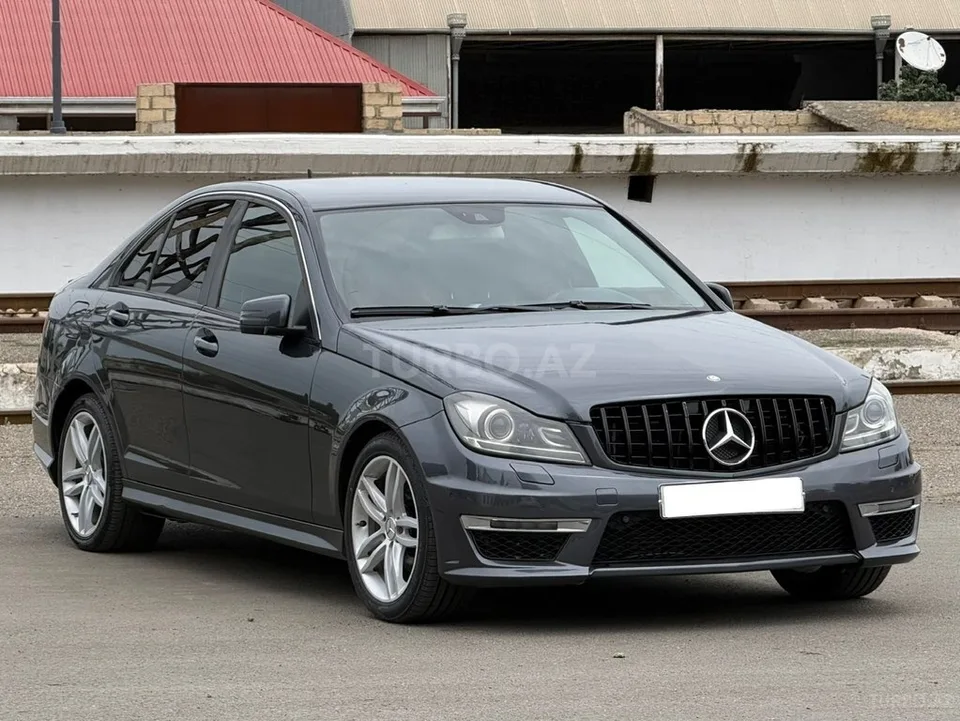 Mercedes C 250 — foto 2/4