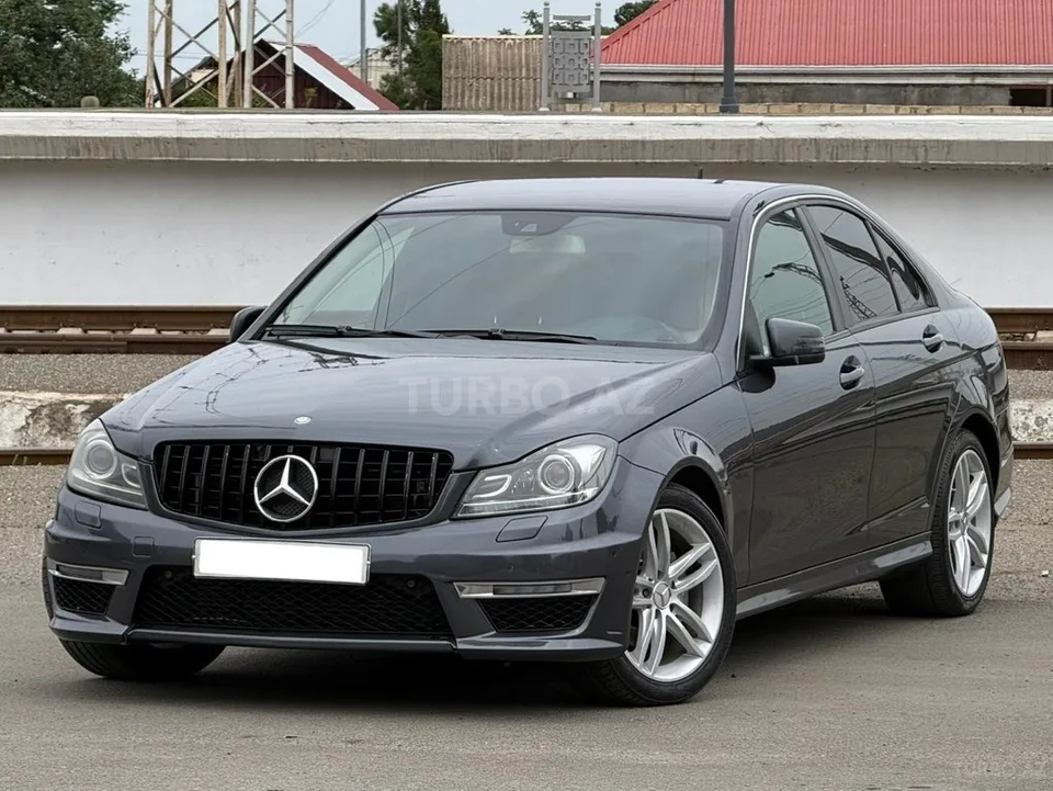 Mercedes C 250 — foto 3/4