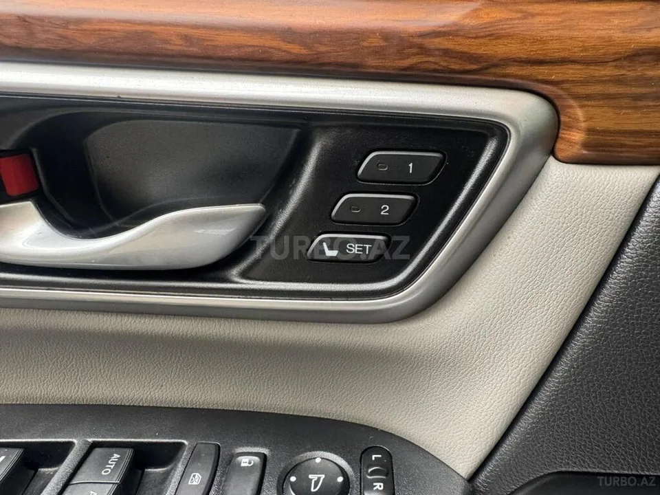 Honda CR-V — foto 4/4