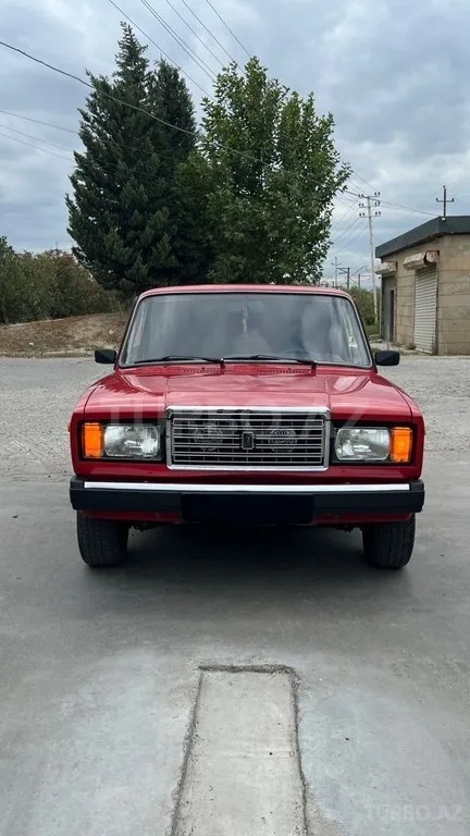 LADA (VAZ) 2107 — foto 1/4