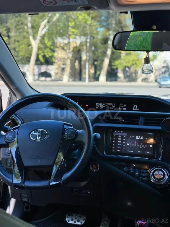 Toyota Aqua — foto 4/4