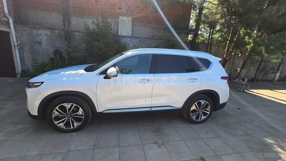 Hyundai Santa Fe — foto 2/4