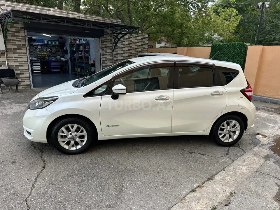 Nissan Note — foto 3/4