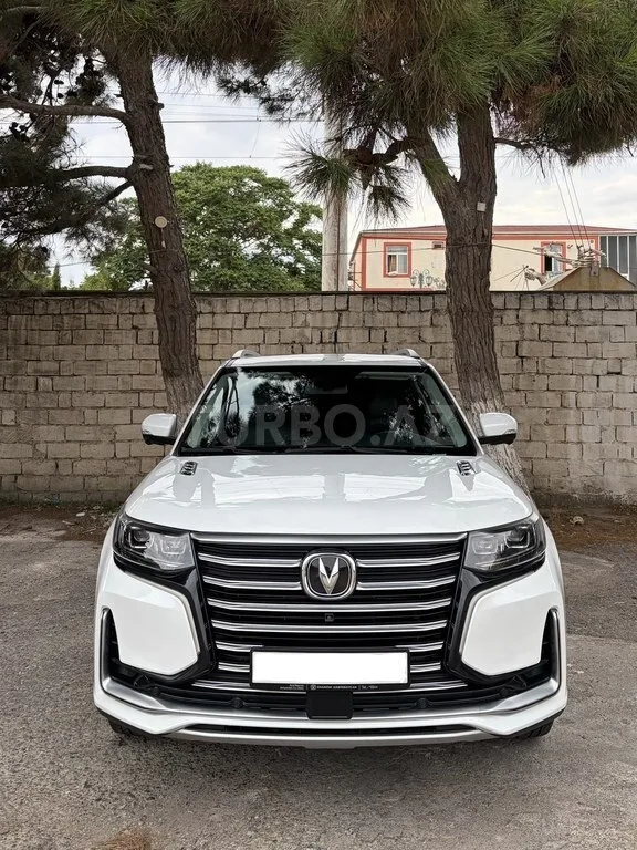 Changan CS 95 — foto 1/4