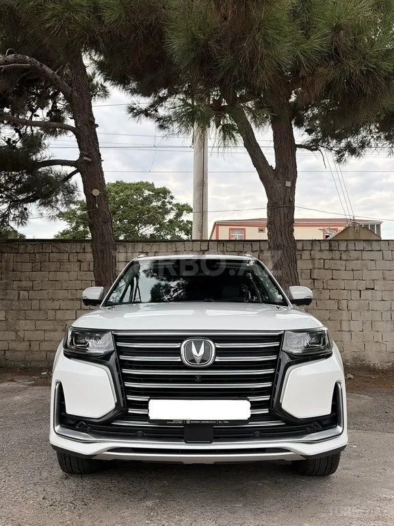 Changan CS 95 — foto 2/4