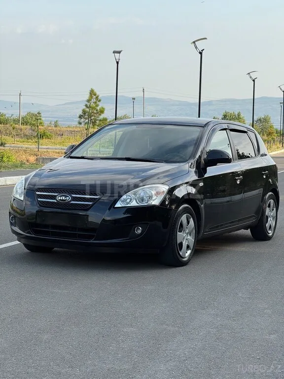 Kia Ceed — foto 2/4