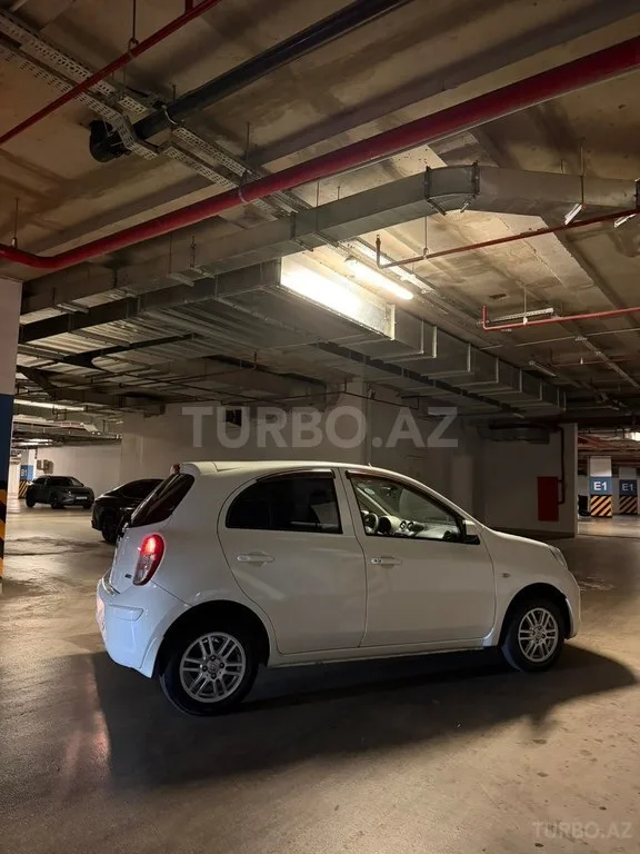 Nissan March — foto 3/4