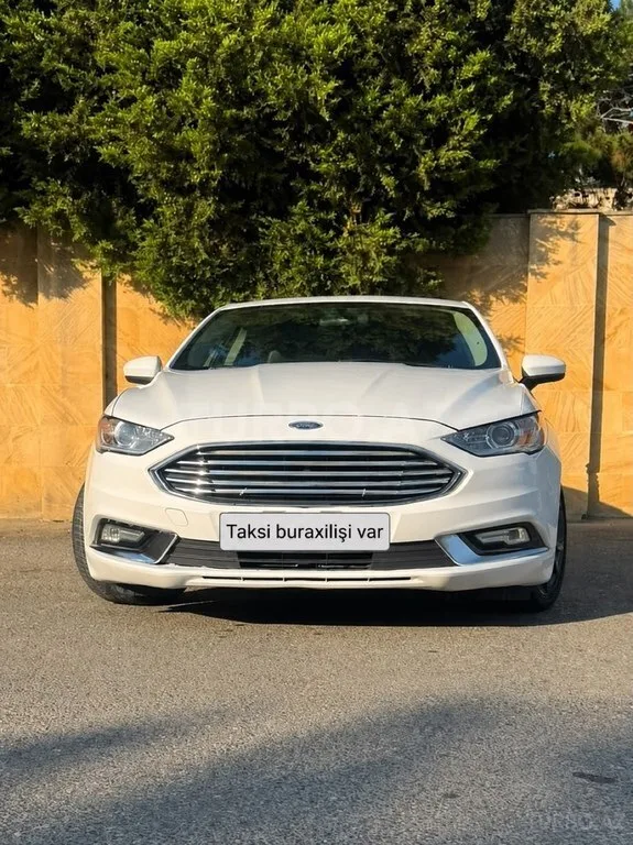 Ford Fusion (North America) — foto 1/4