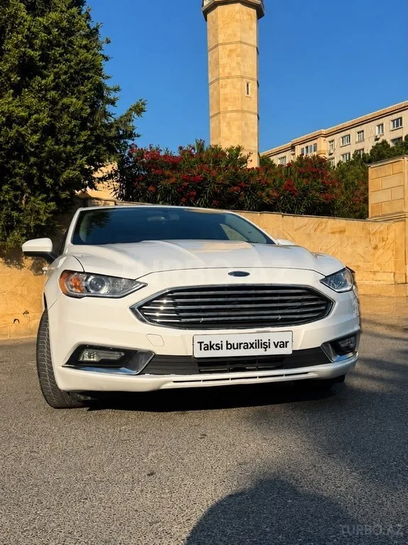 Ford Fusion (North America) — foto 2/4