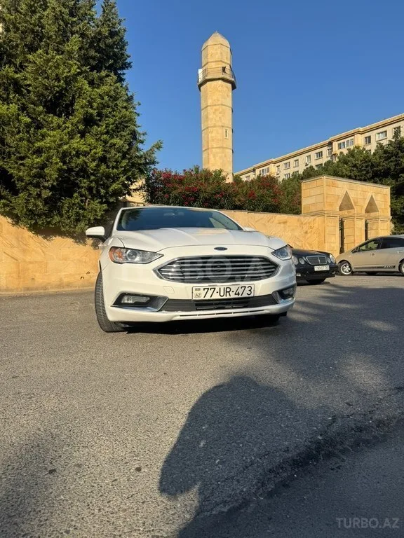 Ford Fusion (North America) — foto 3/4