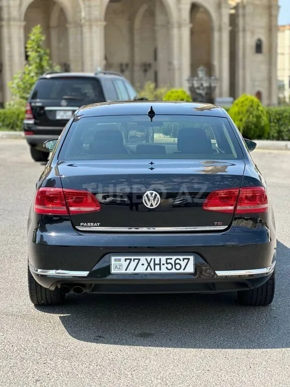 Volkswagen Passat — foto 4/4