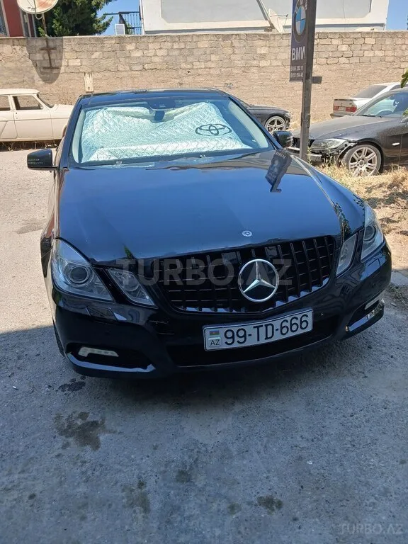 Mercedes E 350 — foto 2/4
