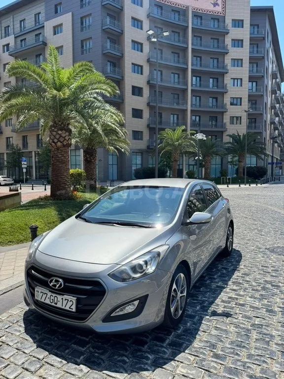 Hyundai i30 — foto 3/4