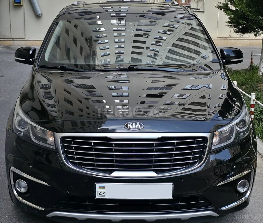 Kia Carnival — foto 4/4