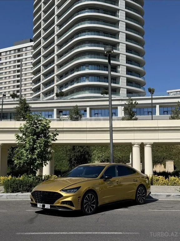Hyundai Sonata — foto 1/4