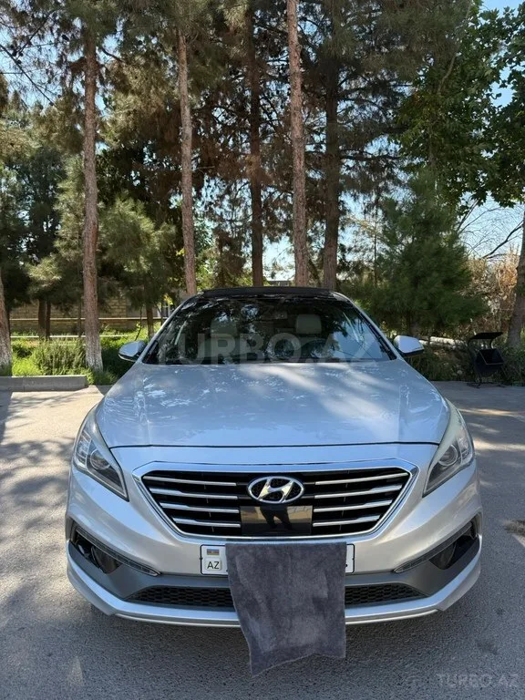 Hyundai Sonata — фото 1/4