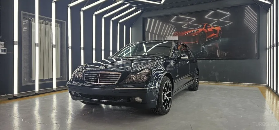 Mercedes C 240 — foto 1/4