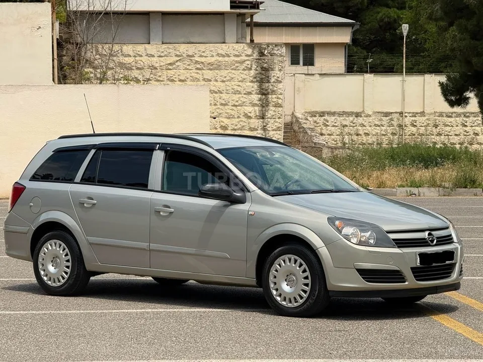 Opel Astra — foto 2/4