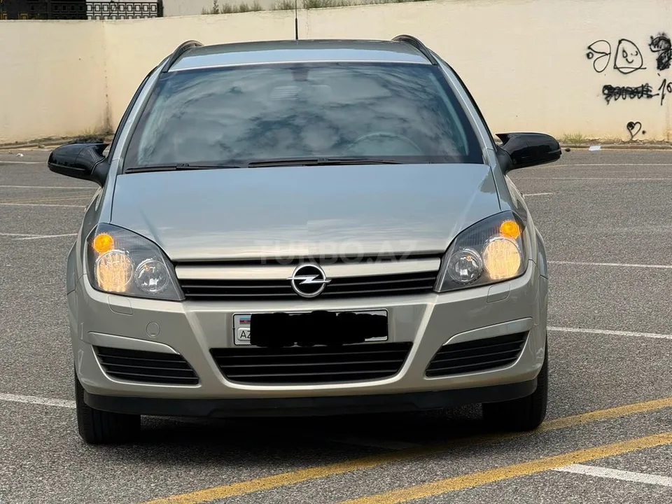 Opel Astra — foto 3/4