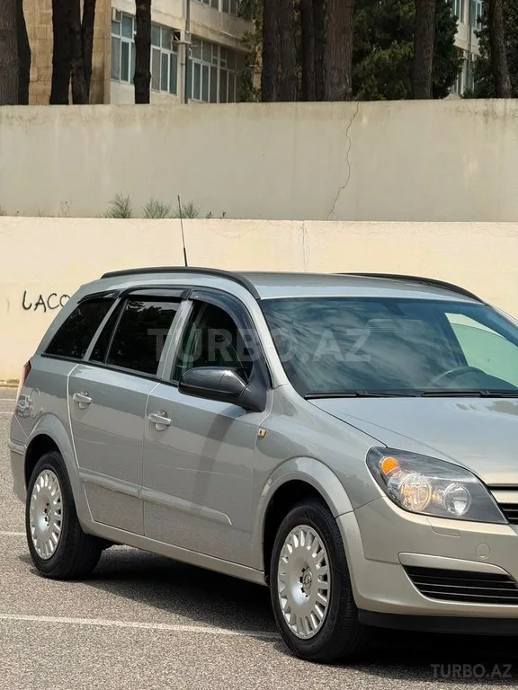 Opel Astra — foto 4/4