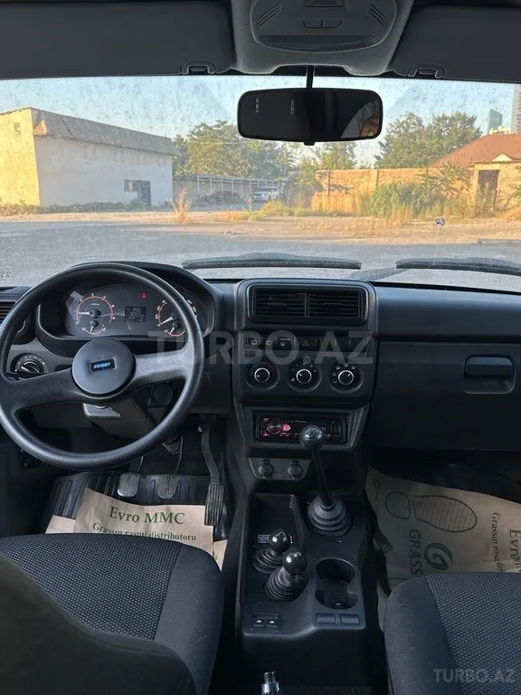 LADA (VAZ) Niva — foto 3/4
