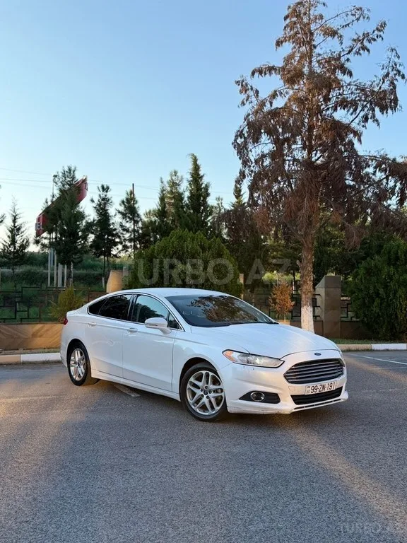 Ford Fusion (North America) — фото 3/4