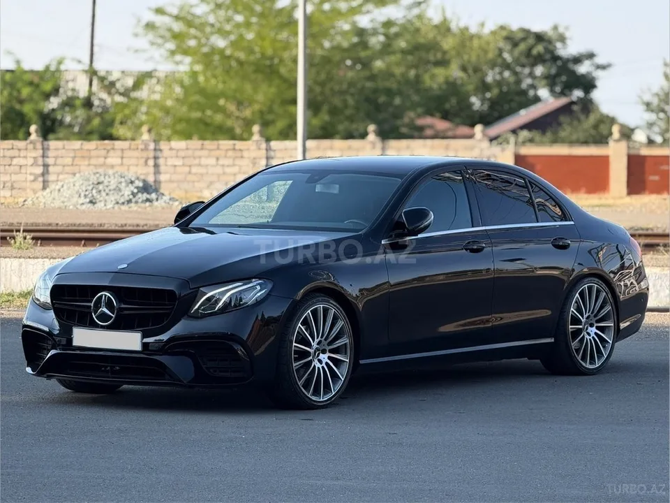 Mercedes E 300 — foto 4/4