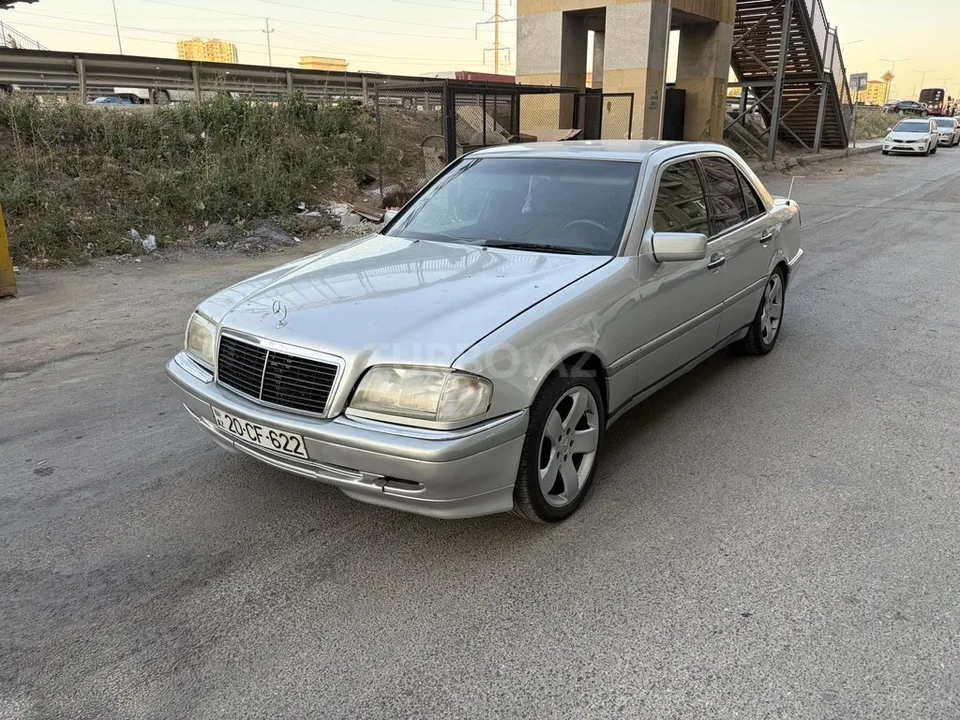 Mercedes C 250 — foto 2/4
