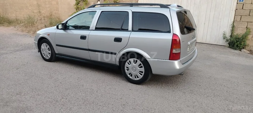 Opel Astra — foto 4/4