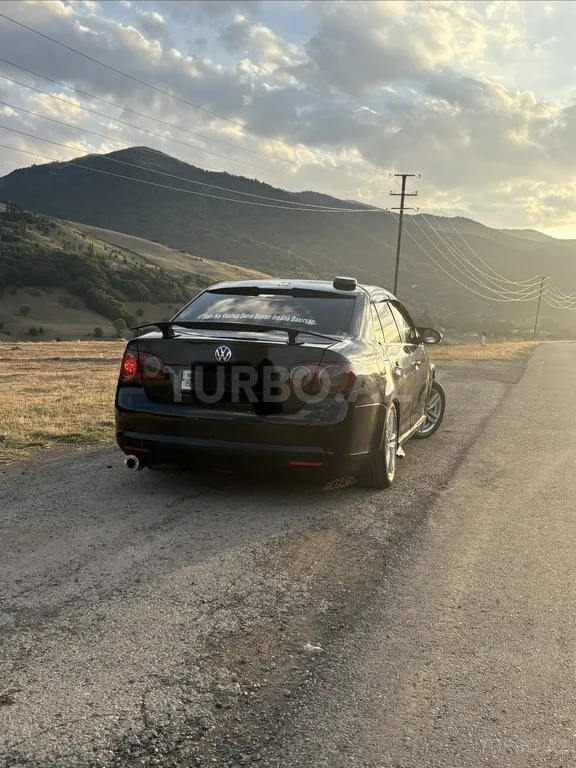 Volkswagen Jetta — foto 4/4