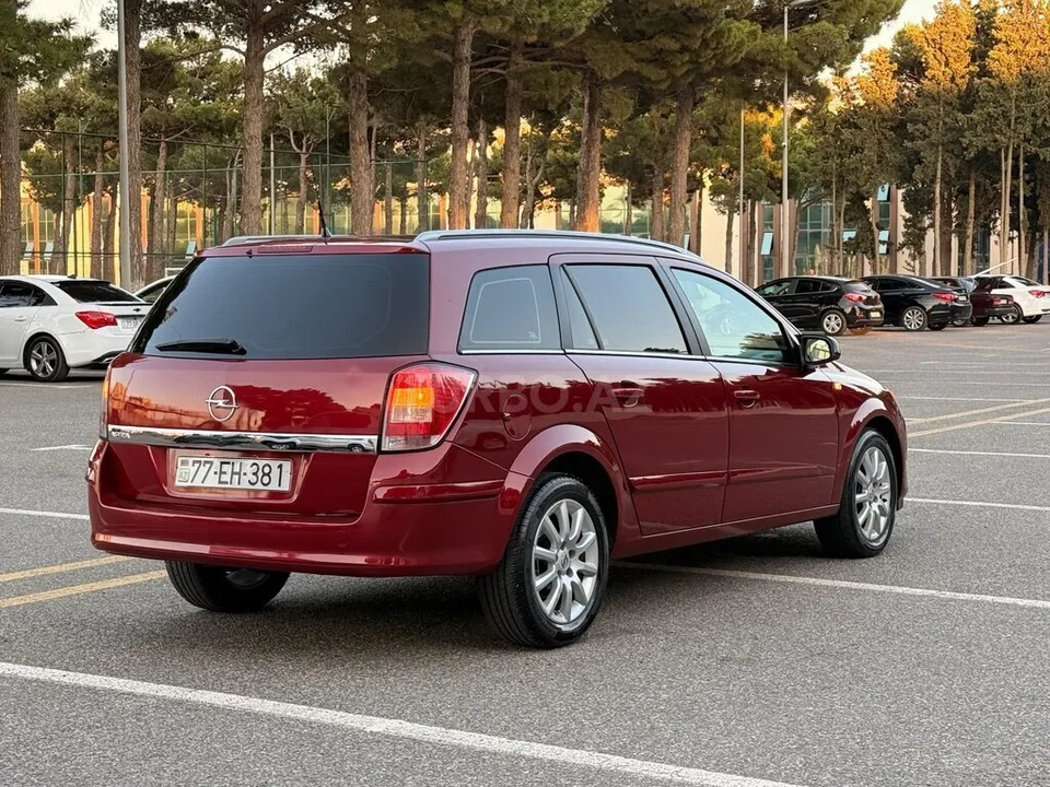 Opel Astra — foto 4/4